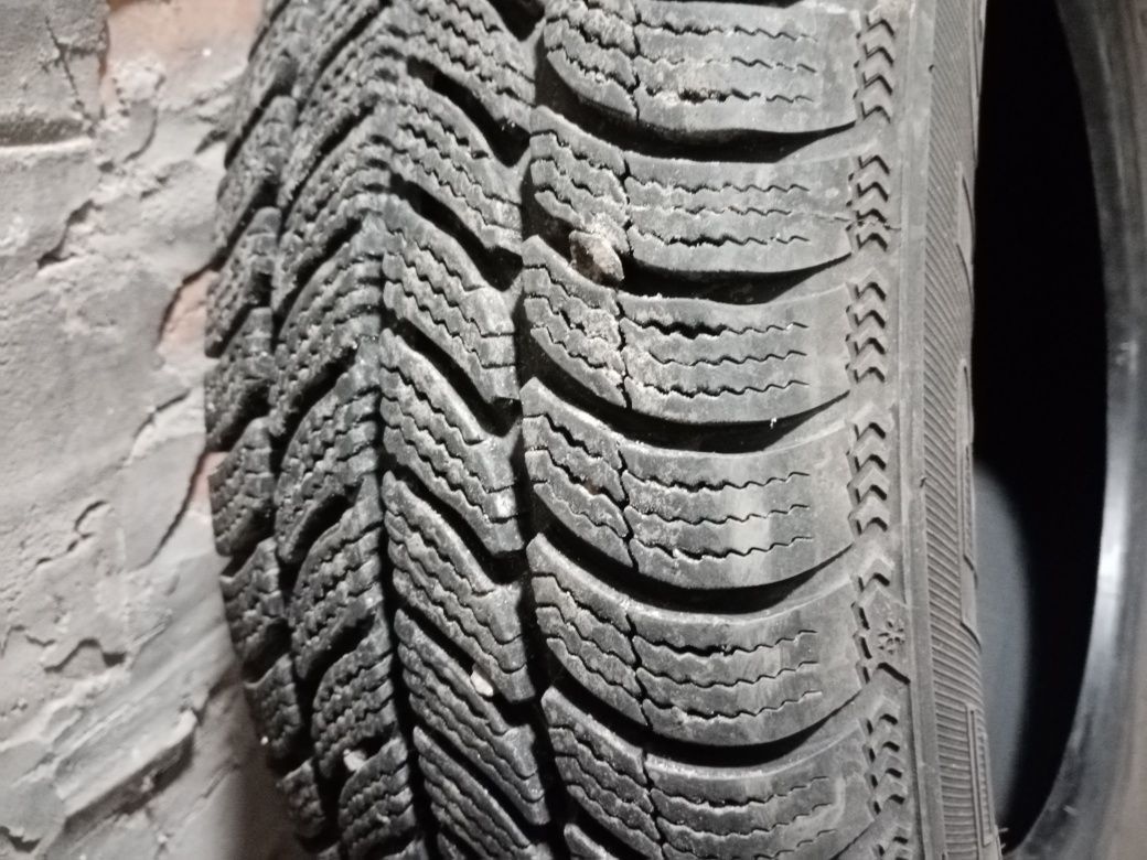 Гума 195/65/R15 Резина. Зима.