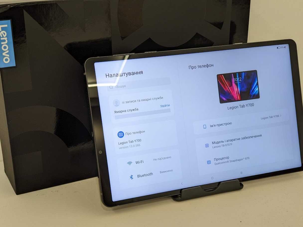 Lenovo Legion Y700 8/128 - потужний ігровий планшет з екраном 120Hz