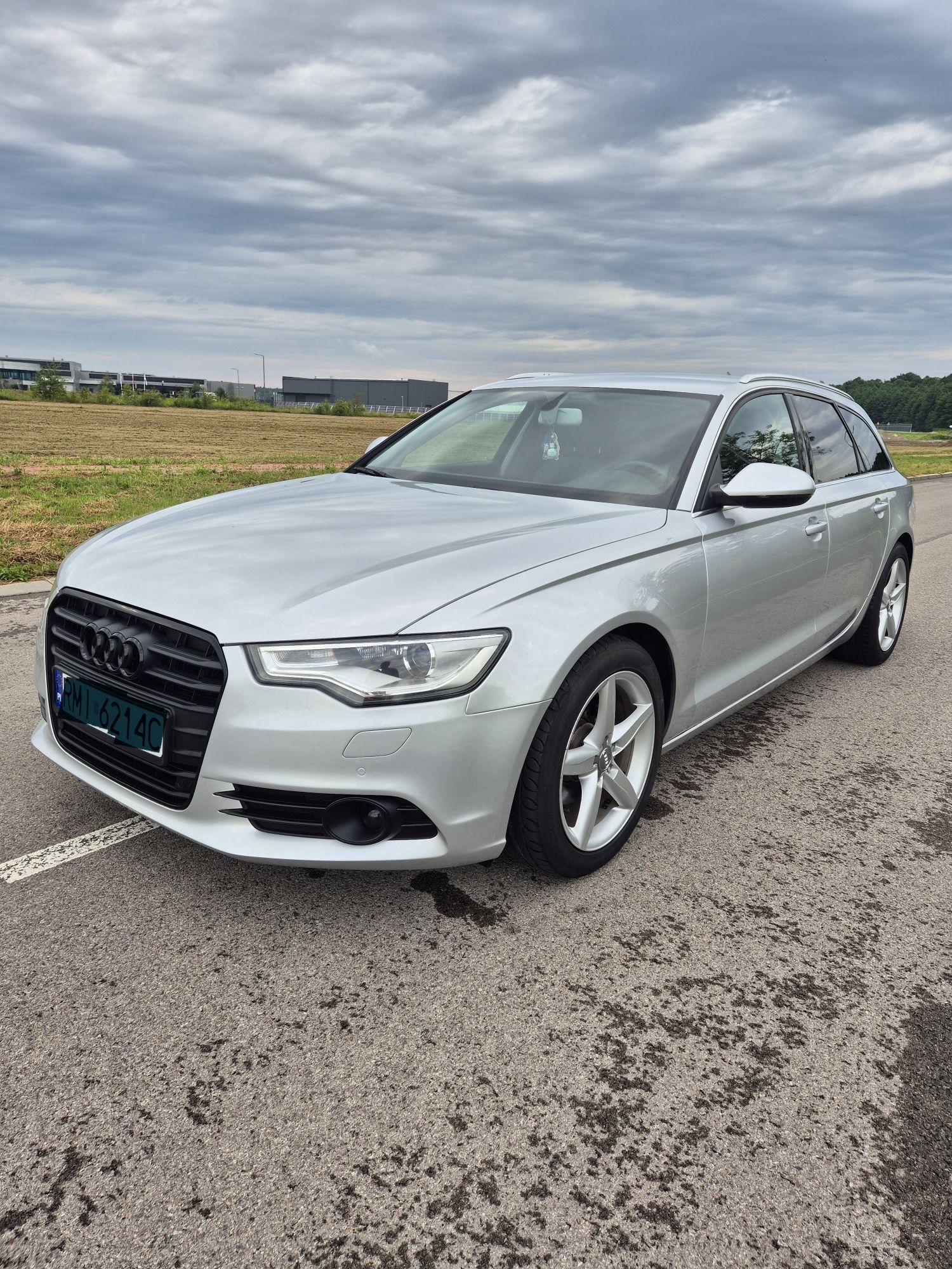 Zadbane Audi a6 c7  kombi 2.0 tdi manual