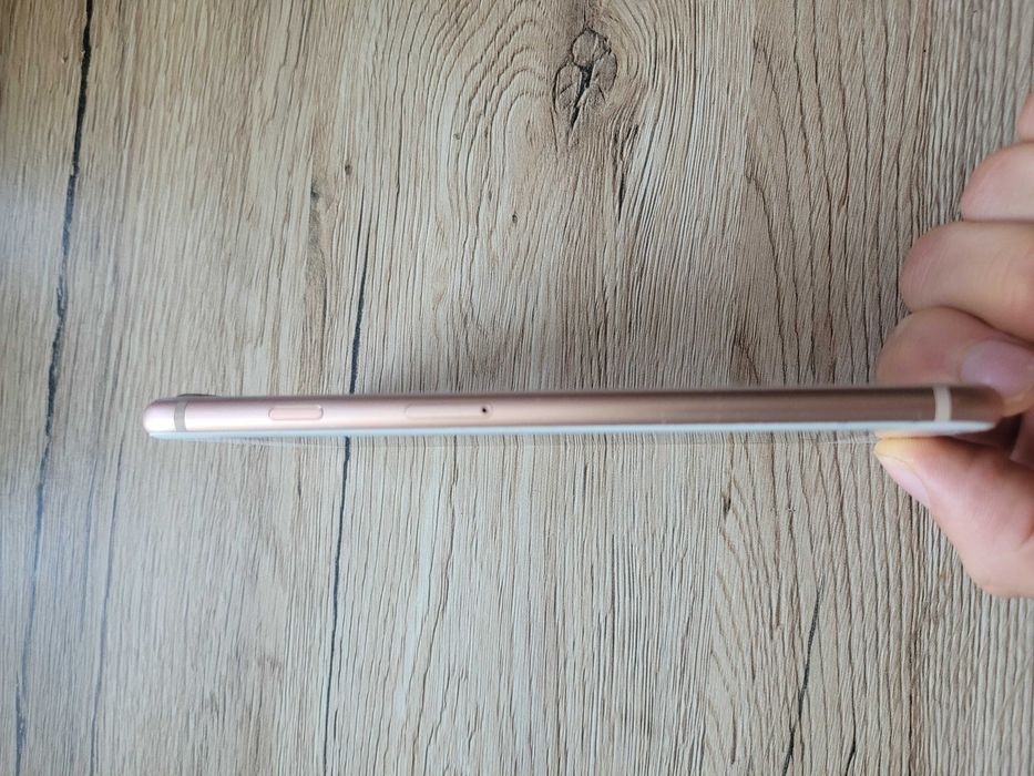 Iphone 8 plus Gold złoty