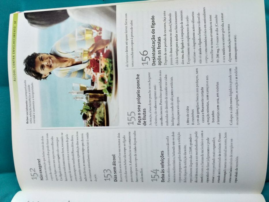 Livro 1001 maneiras de se manter jovem naturalmente