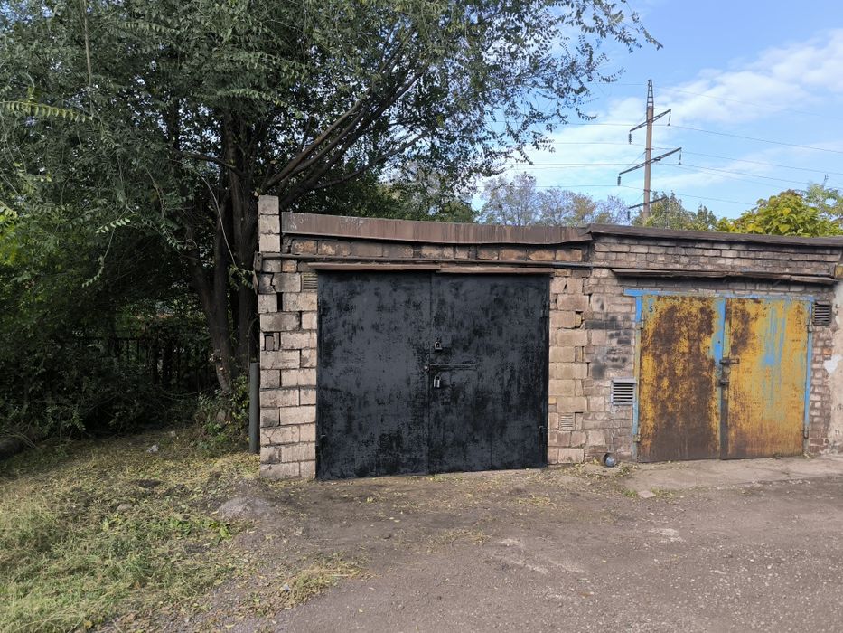 Капитальный гараж на против Запорожкокс