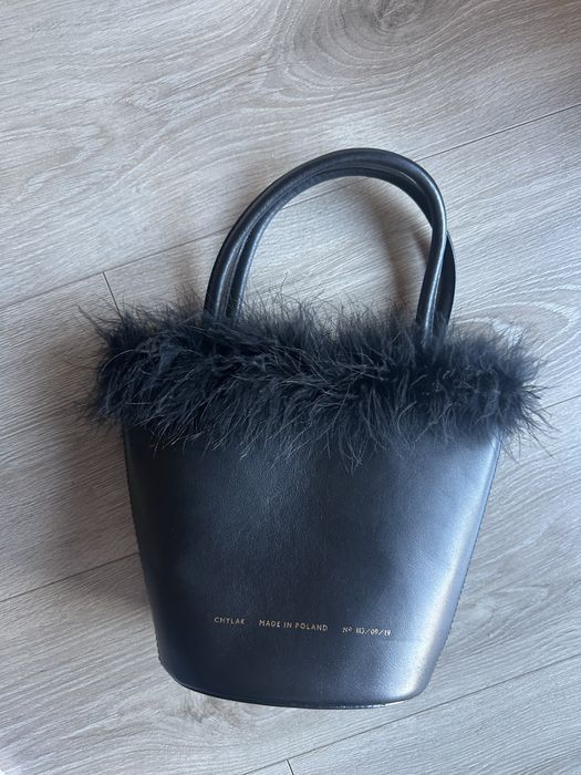 Torebka chylak z piorkami czarna piora