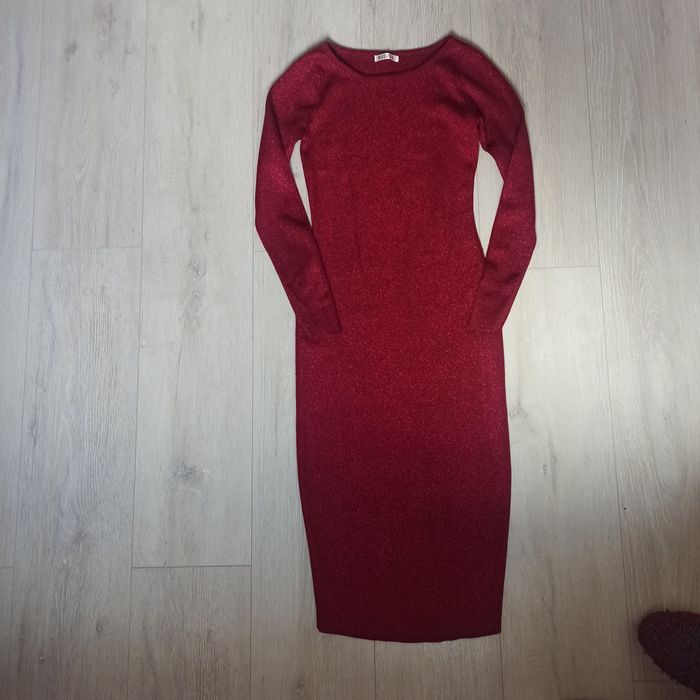 Сукня винного кольору з люрексовою ниткою