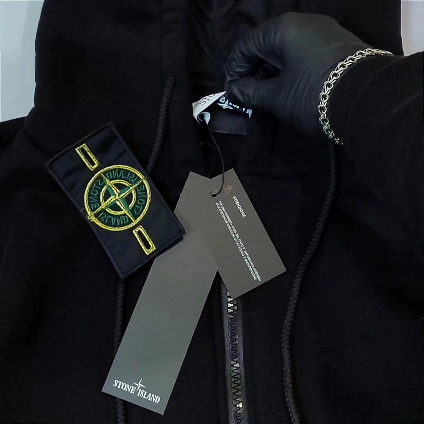 Аунтефік!! Зіп-худі Stone island ОЛХ ДОСВТКОЮ!!!