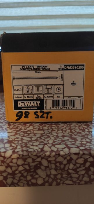 Wkręty DeWalt do ościeżnic plastikowych ps7.5x72 98szt