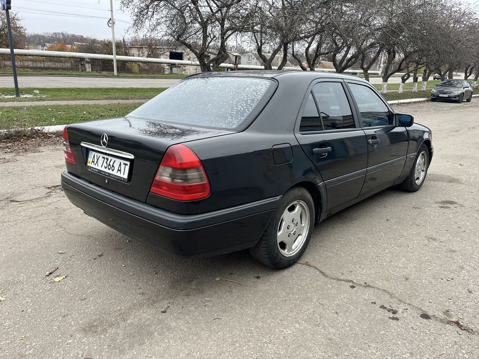Продам Мерседес С2002