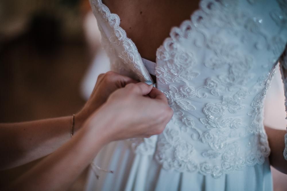 SUKNIA ŚLUBNA z koronki i muślinu, rozm. 36/38