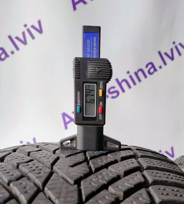Шини зимові R18 235/60 Pirelli Scorpion Winter 2