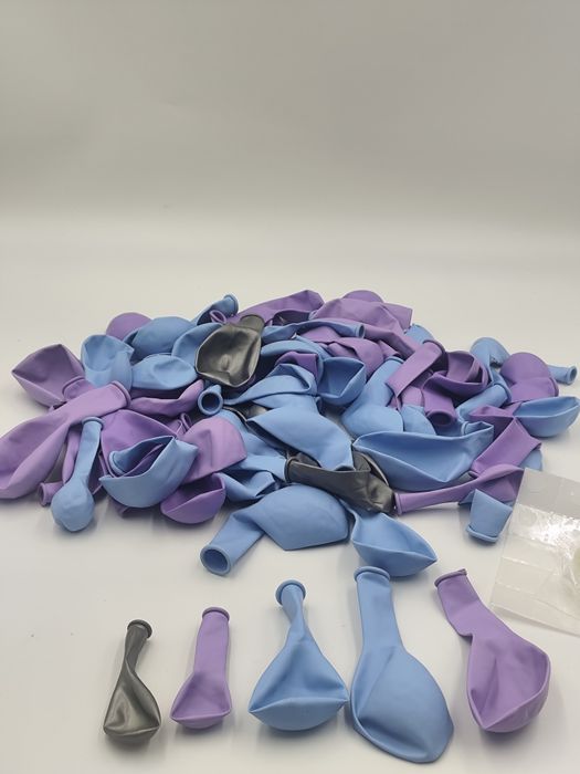 Zestaw pastelowych balonów ok. 75 szt — fioletowe, niebieskie, szare