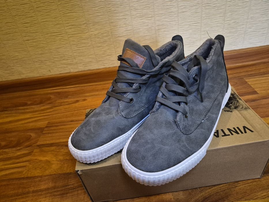 Кеди зимові, нові