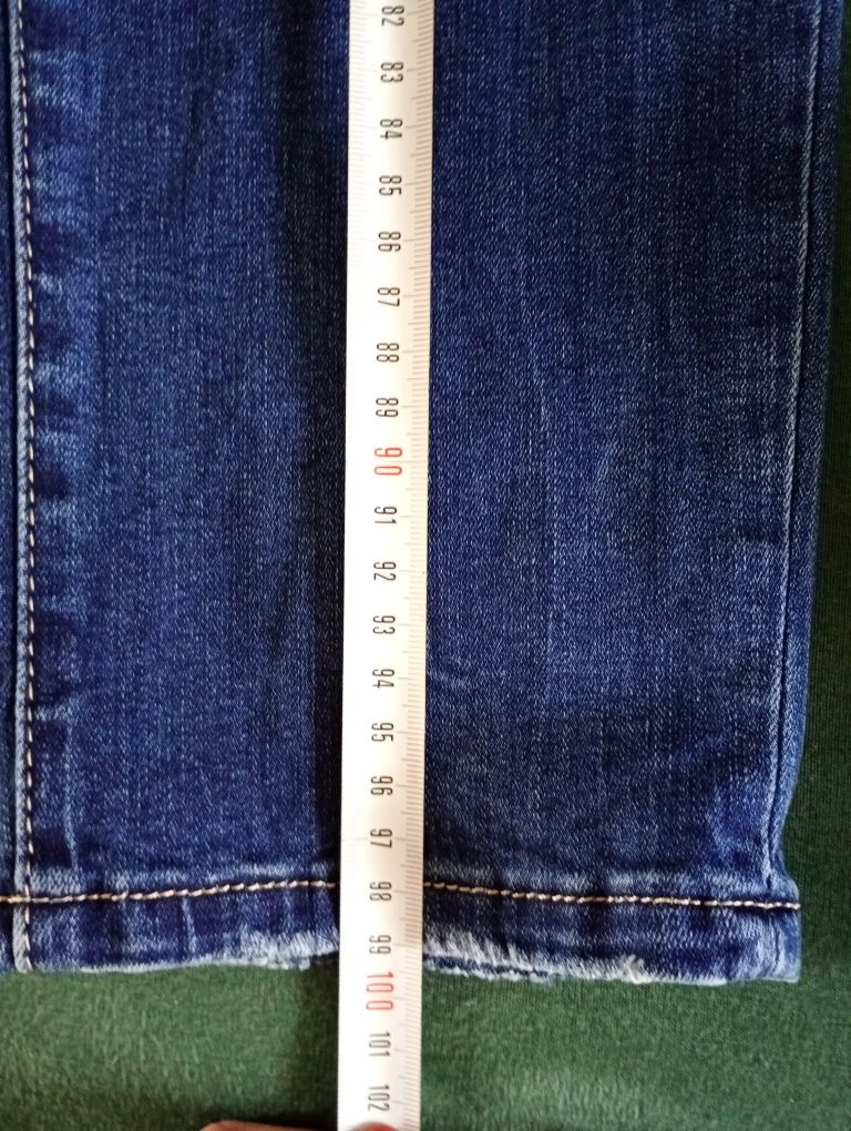 Spodnie jeansowe rozmiar L/XL