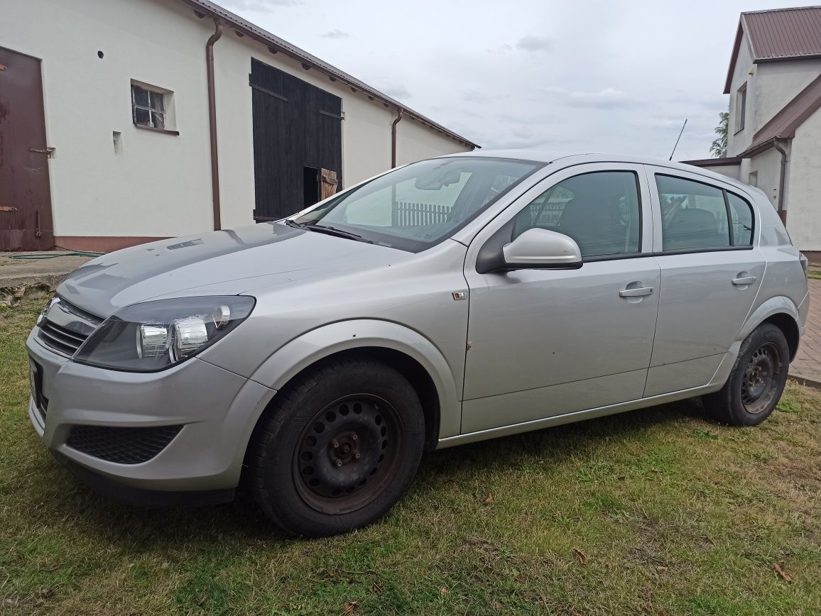 Opel Astra H 2010r 1,4