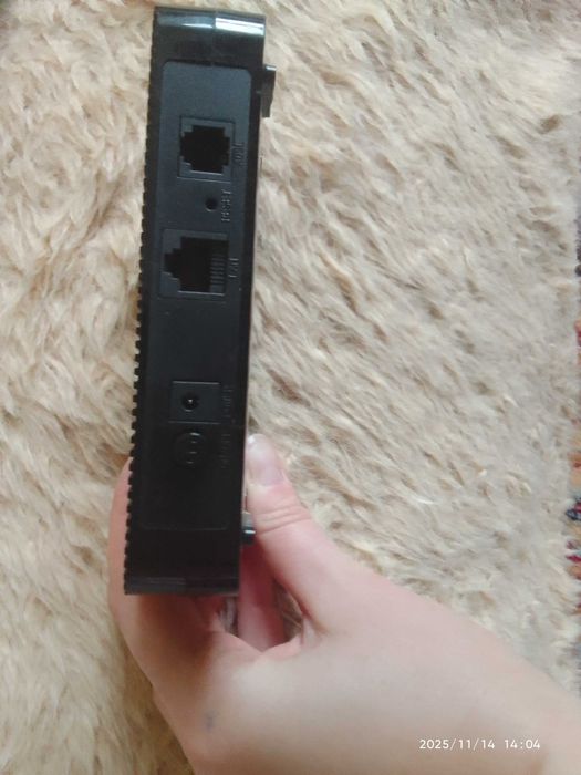 Продам роутер TР-Link  з вбудованим модемом ADSL2+ і портом Ethernet