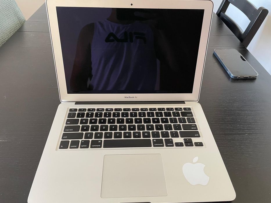 MacBook air i7 Apple