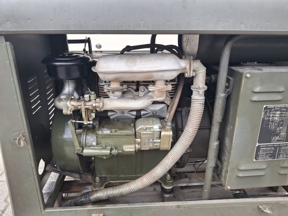 Wojskowy agregat prądotwórczy PAB4 4kw. 400v