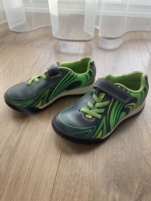 Buty piłkarskie Korki Clarks 27