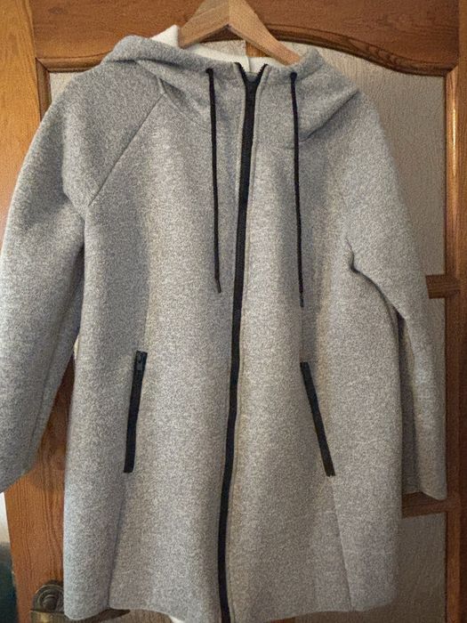 Szary płaszczyk damski rozmiar 40