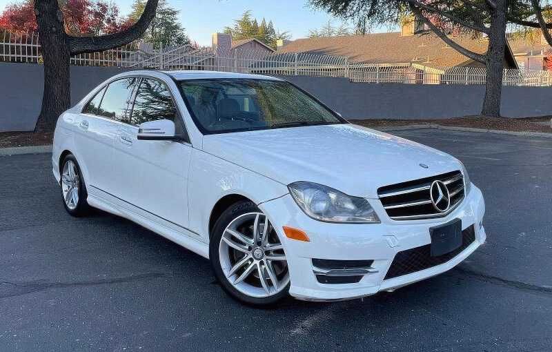 2014 Mercedes-Benz C-Class
