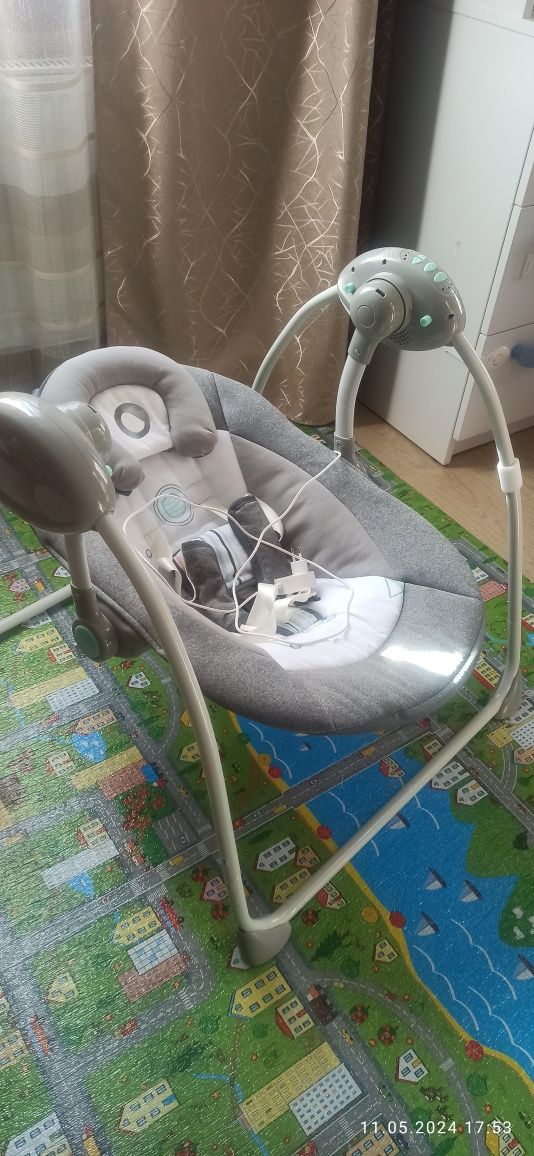 Кресло качалка для новорождённых