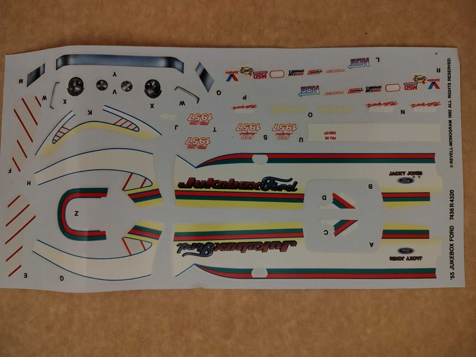 Revell 7436 - 55 Jukebox Ford - Model do sklejania