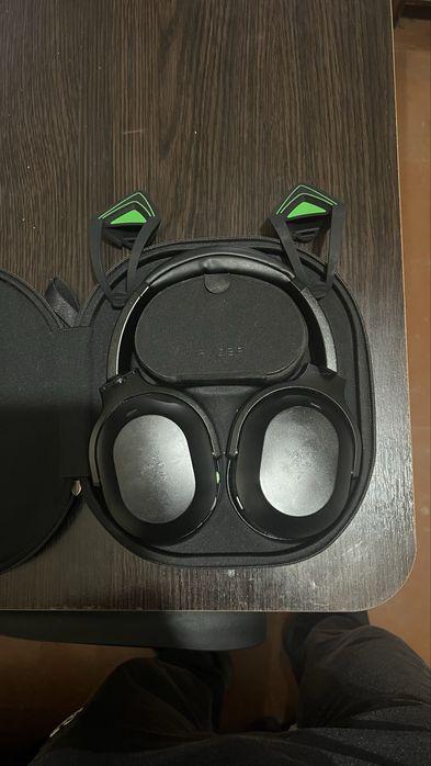 Razer Barracuda Pro Wireless Беспроводные игровые наушники