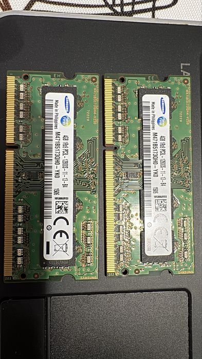 2x 4GB PC3L 12800s Samsung
