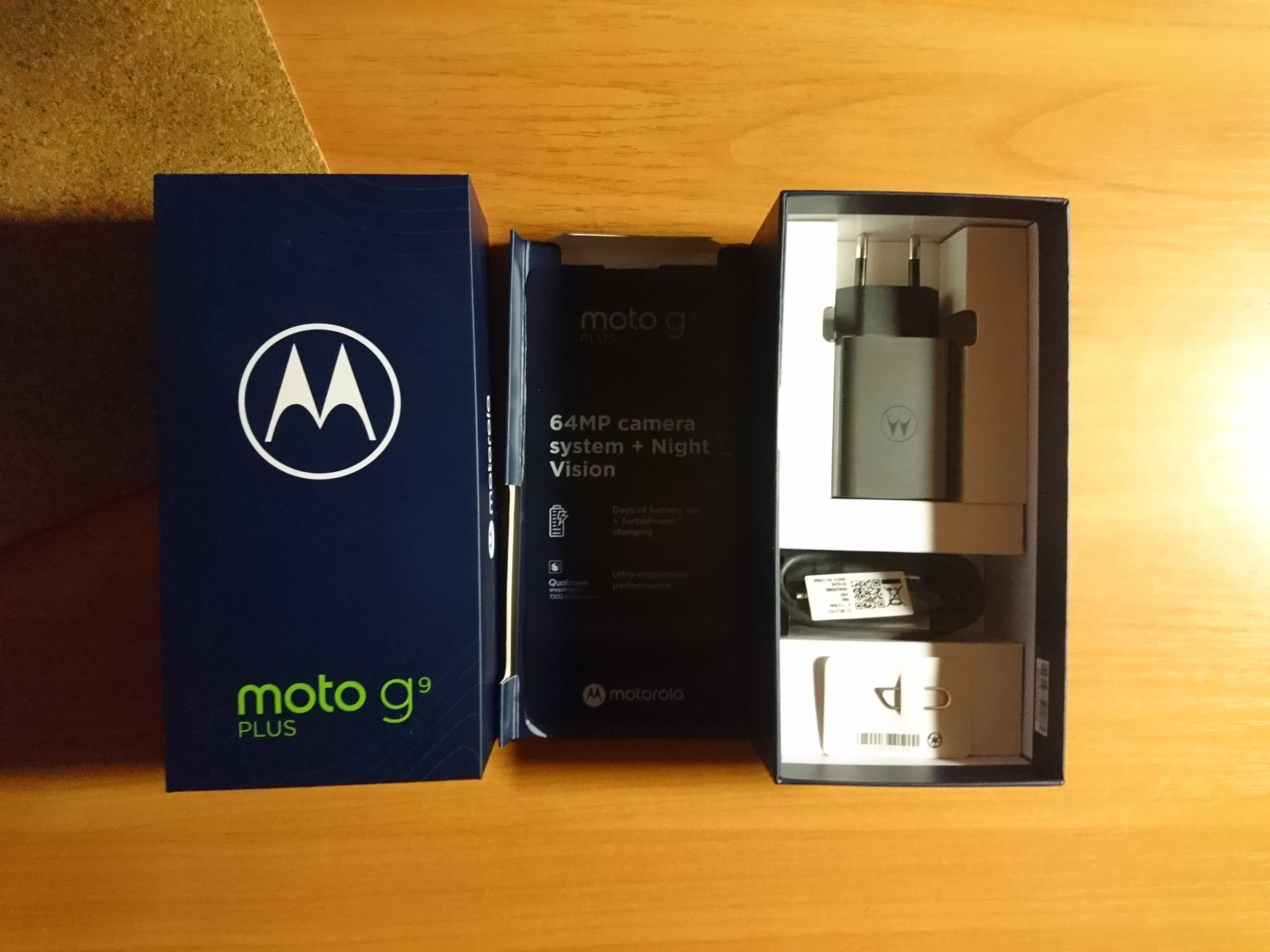 Смартфон Motorola Moto G9 Plus 4/128Gb Indigo Blue