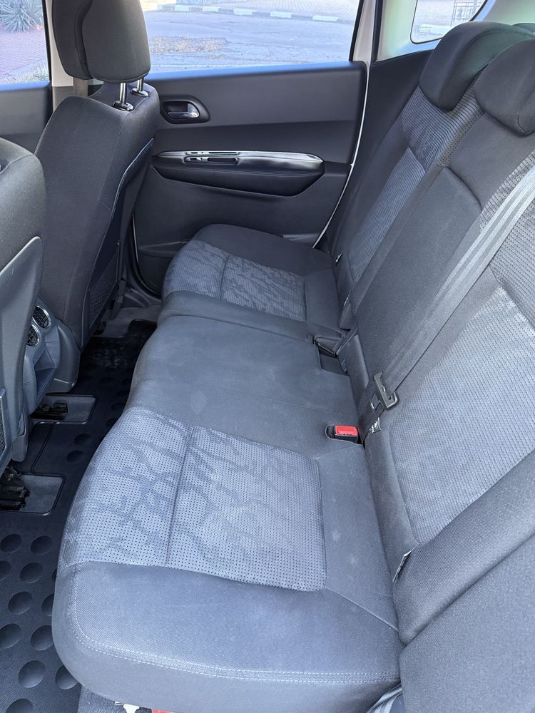 Авто Пежо Peugeot 3008
