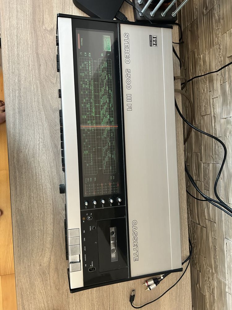 ITT stereo 5500 amplituner, kaseciak