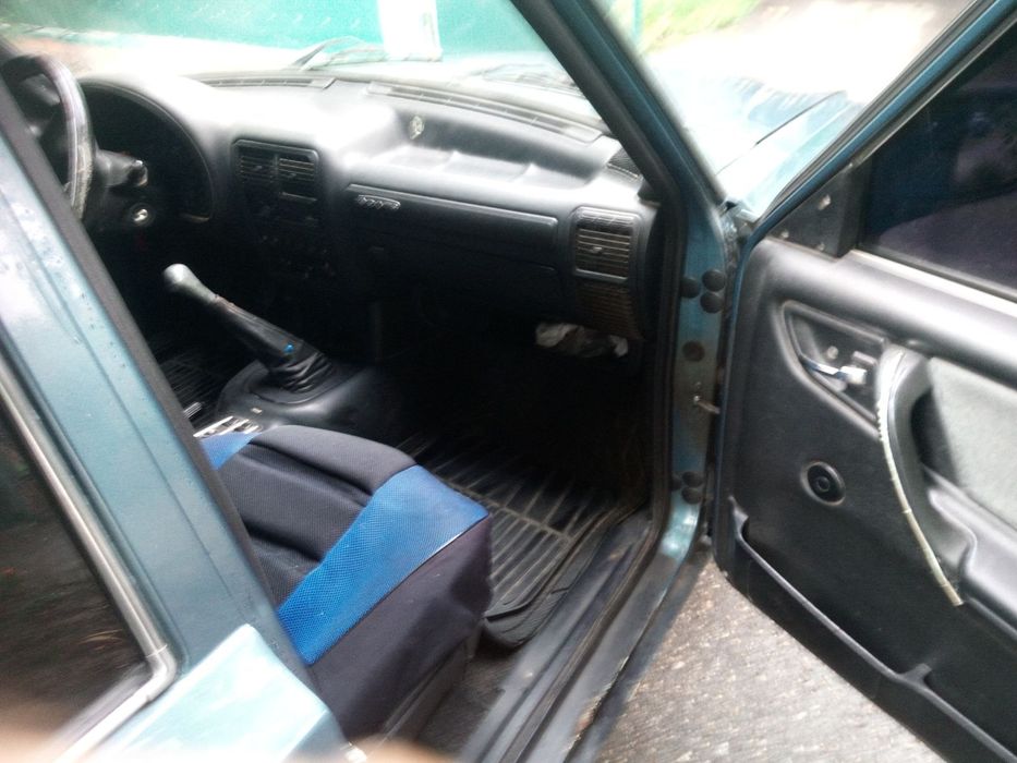 Волга 31105 2005 року