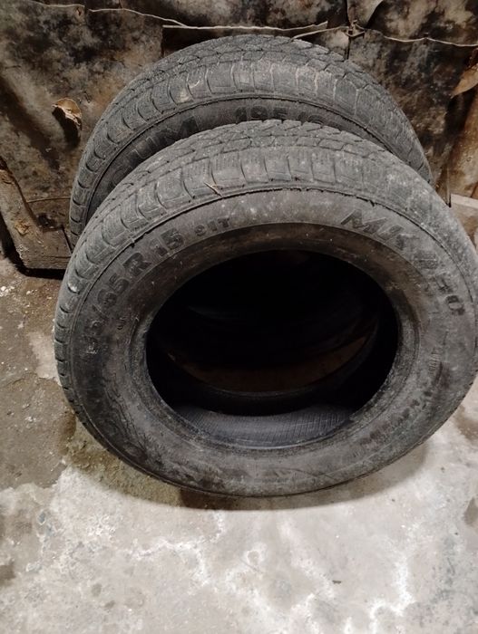 Opony zimowe 195/65 r15  2 szt