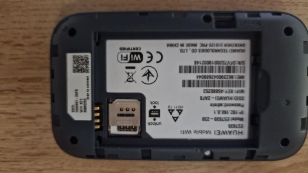 Router Huawei E5783B-230