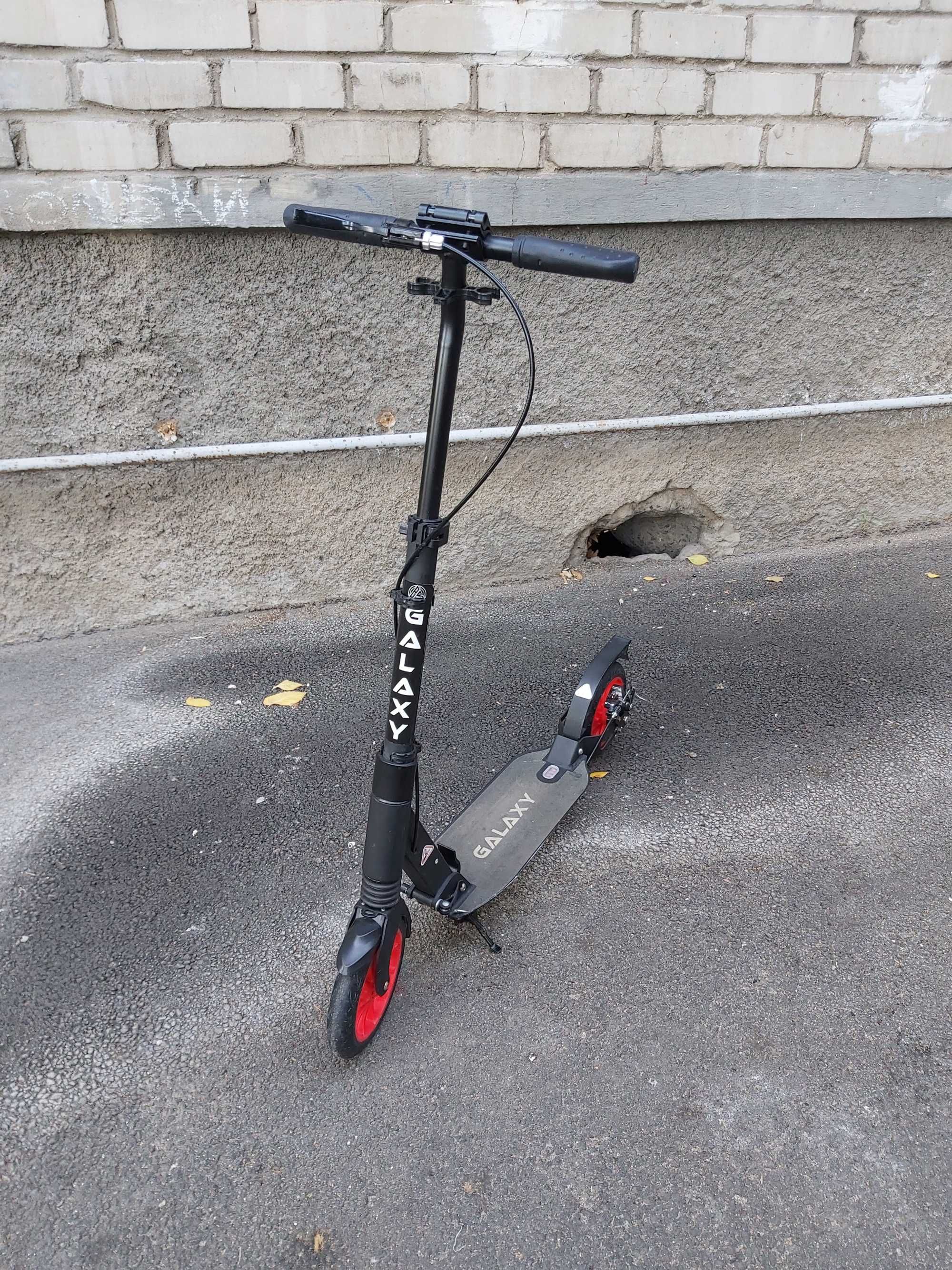 Самокат складной Urban Scooter черный