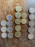 Moedas variadas para venda
