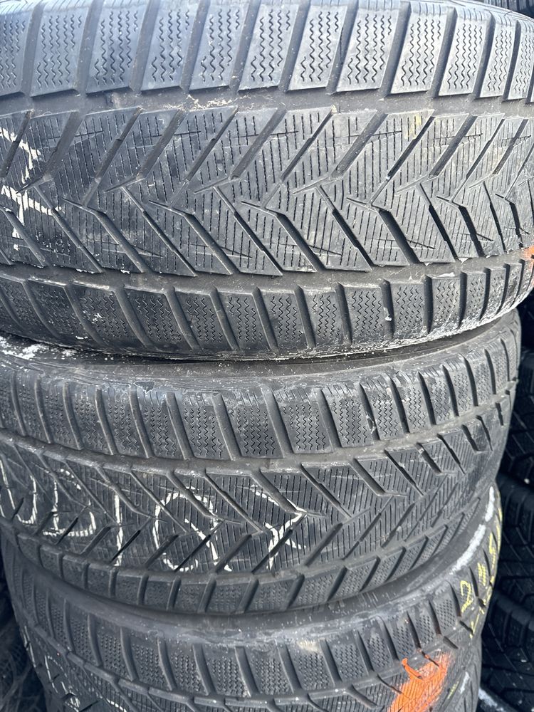 245/40/20 Vredestein  WintracXtreme s