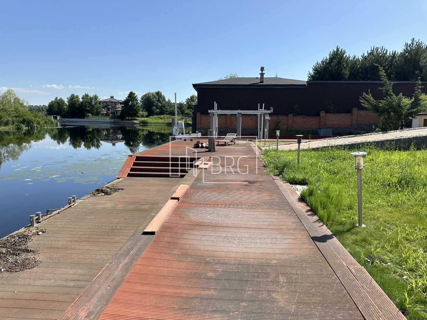 Дом с бассейном и выходом на воду КГ Днипрова хвыля Дамба Конча-Заспа