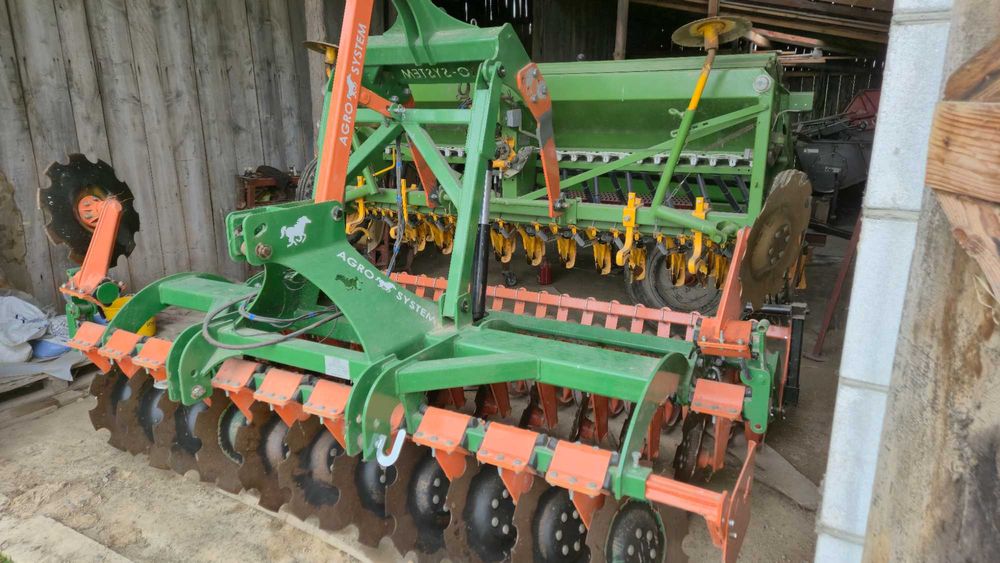 Zestaw siewny Amazone D7/30 Spec. II / Agregat talerzowy Agro System