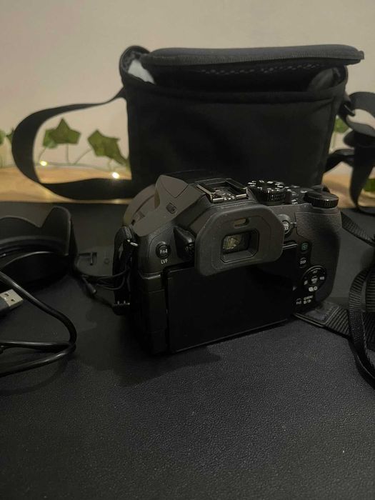 фотоапарат Panasonic Lumix FZ300