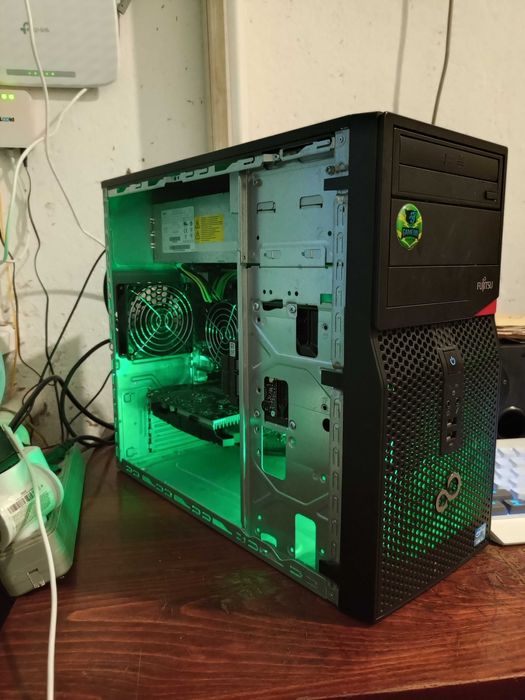 Продам Компьютер Fujitsu із повним комплекту аксесуарів