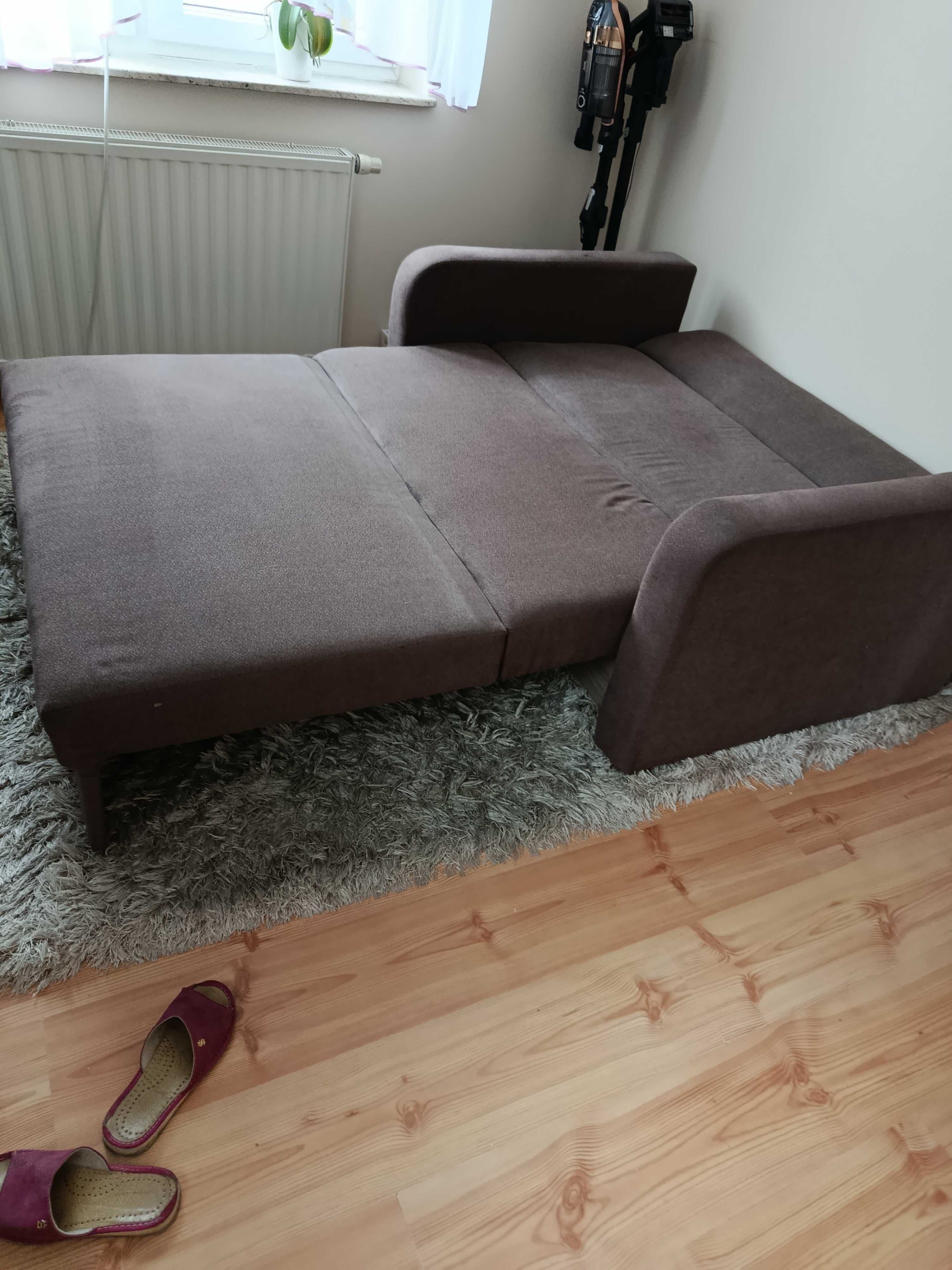 Sofa dwuosobowa rozkladana