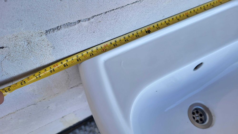 Umywalka stojąca z postumentem KOŁO szer-46cm gł-42cm