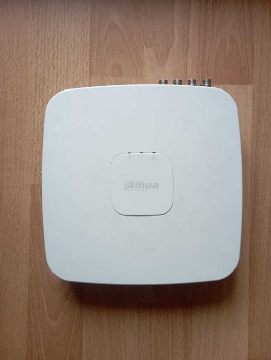 8-канальный видеорегистратор Dahua HCVR5108C-S3