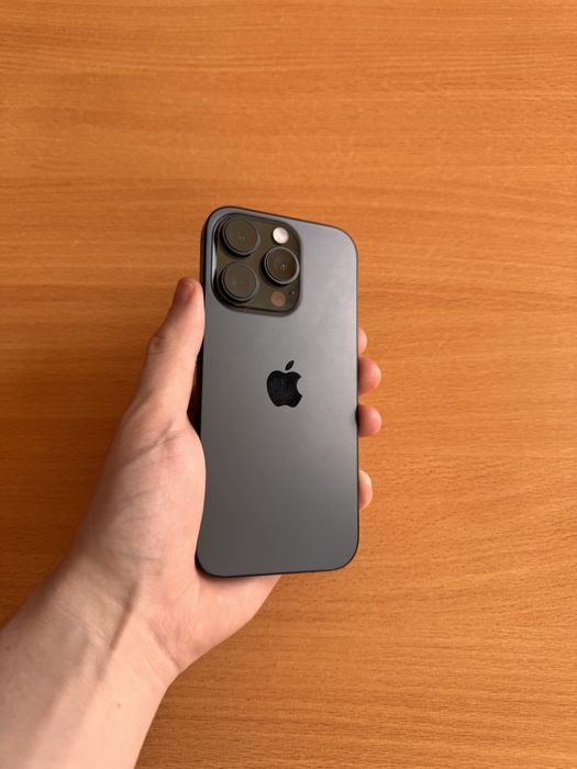 Iphone 16 Pro | 256GB | 8 cykli | Gwarancja | Black Titanium | Warszaw
