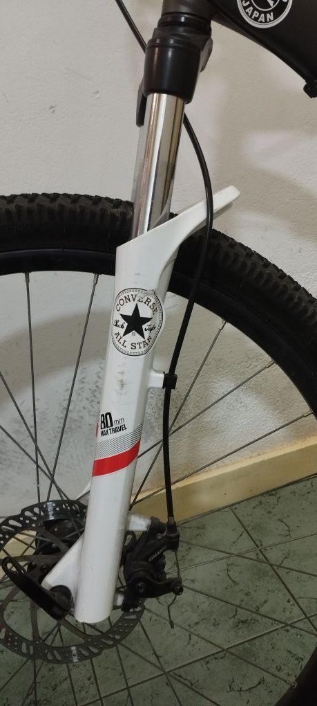 Quero vender a bicicleta para ele porque não a uso mais.  É um pouco a