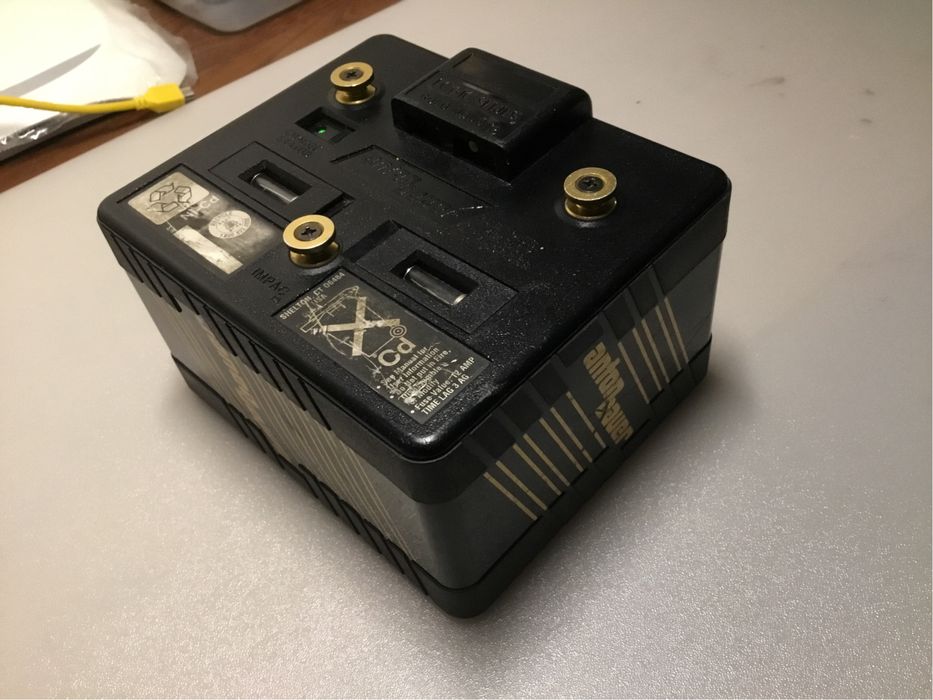 Аккумулятор Батарея Gold Mount Anton Bauer 65wh или v-mount