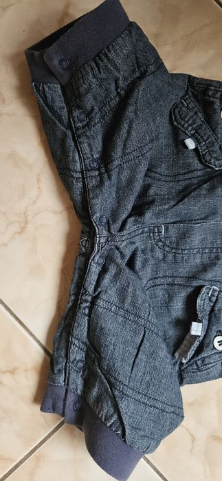 Spodenki ogrodniczki 0-3msc dżins 62 + skarpetki Disney gratis Myszka