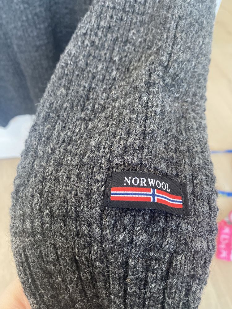 Norwool sweter z wełny renifera bardzo ciepły golf