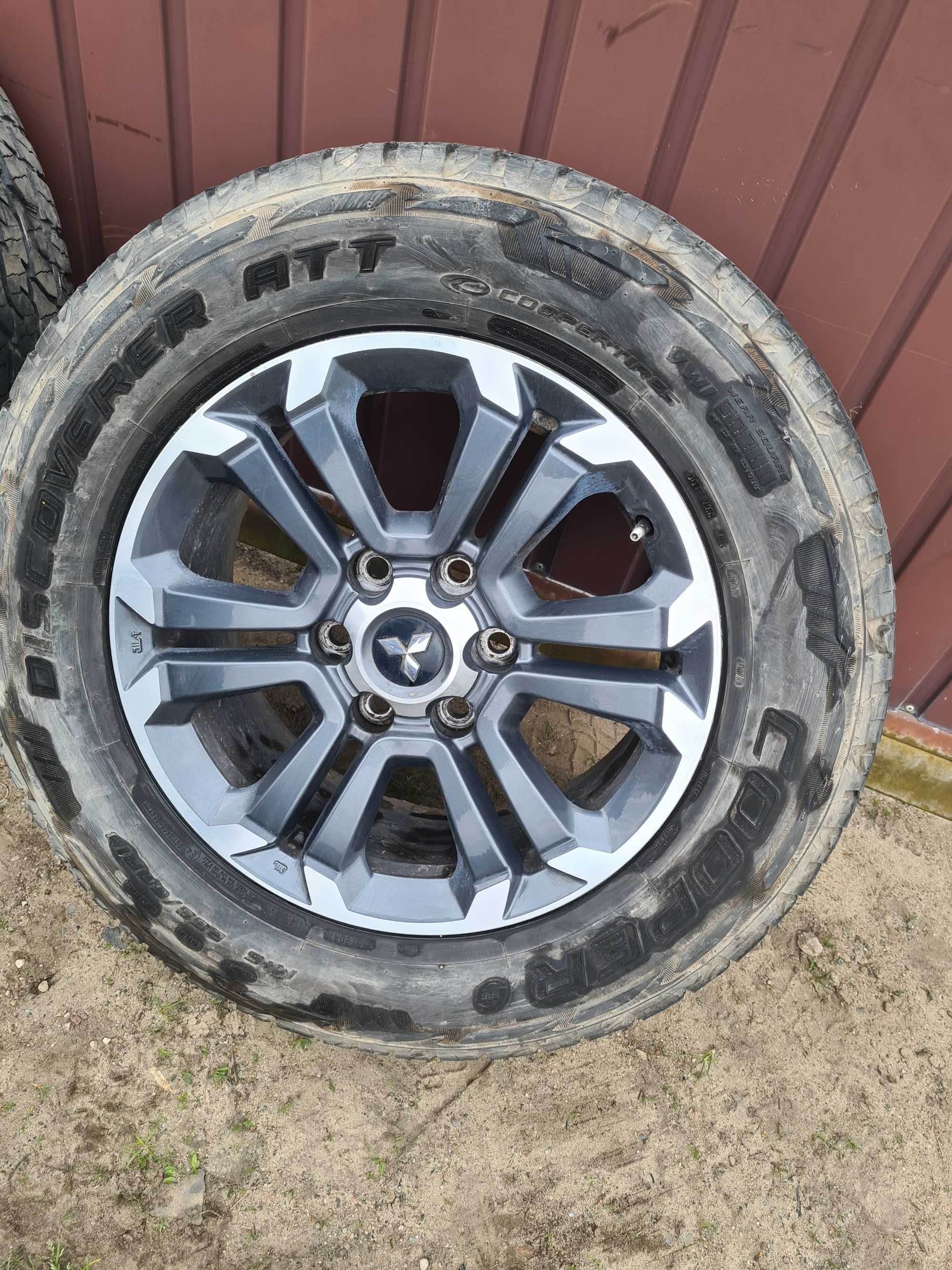 Mitsubishi L200 VI 4x alufelga 18 x 7.5