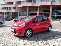 Toyota Aygo 1.0 de 2014, 99000km  Como Novo